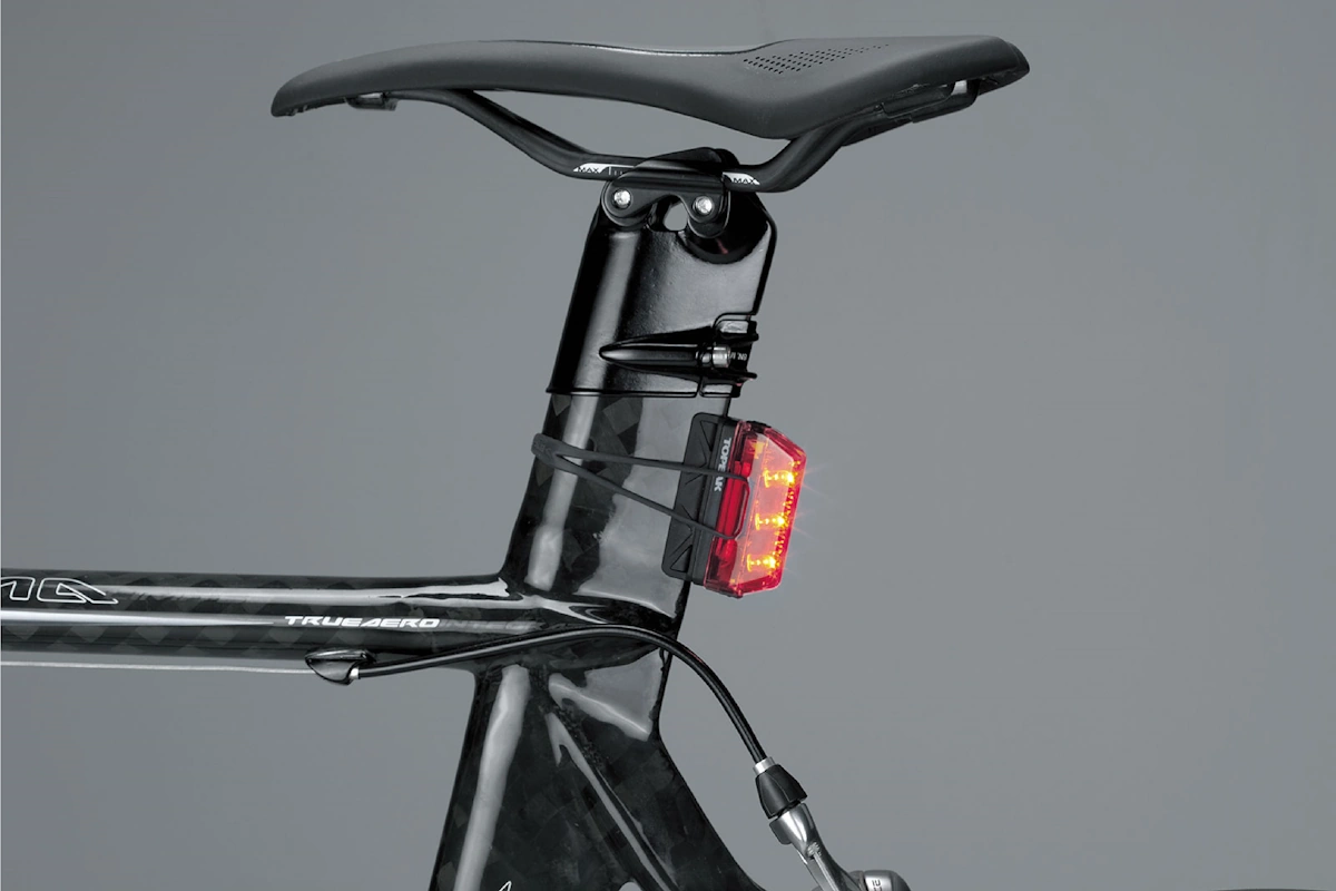Luz trasera bicicleta Topeak RedLite Aero USB - Imagen 2