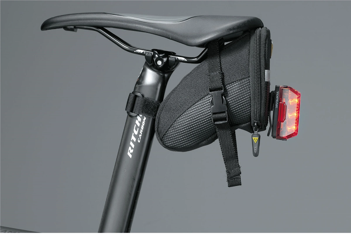 Luz trasera bicicleta Topeak RedLite Aero USB - Imagen 4