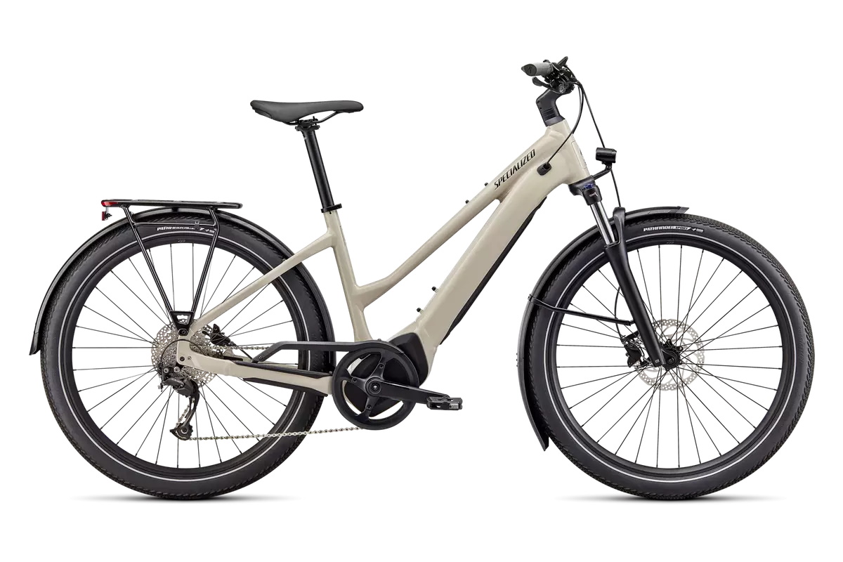 Bicicleta eléctrica Specialized Turbo Vado 3.0 IGH Step-Through 2023, ideal para movilidad urbana y trekking, con autonomía de 150 km, tecnología avanzada y garantía oficial comprada en un DAE como www.thebike.es