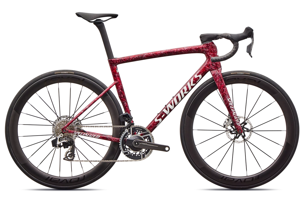 S‑Works Tarmac SL8 2026 con SRAM RED AXS y potenciómetro, ruedas Roval Rapide CLX III tubeless. FACT 12r y aerodinámica Win Tunnel.