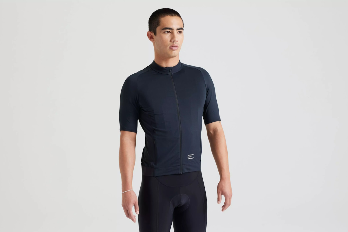 Maillot de Manga Corta Specialized Foundation Hombre – Estilo Brillante, Confort y Sostenibilidad para Ciclistas Exigentes - Black - Imagen 2