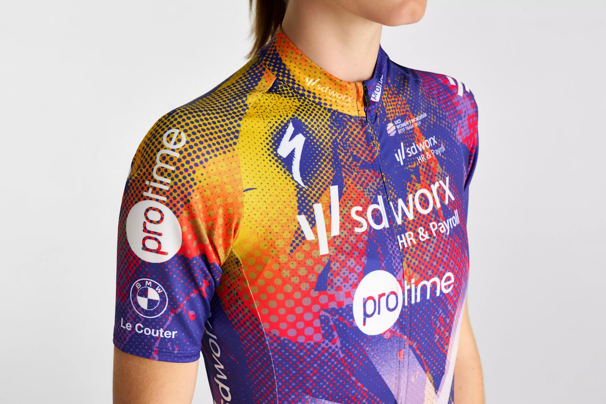 Maillot Specialized Foundation Graphic Mujer 2025 – SD Worx Protime, Transpirable, Edición Limitada y Sostenible - Imagen 3