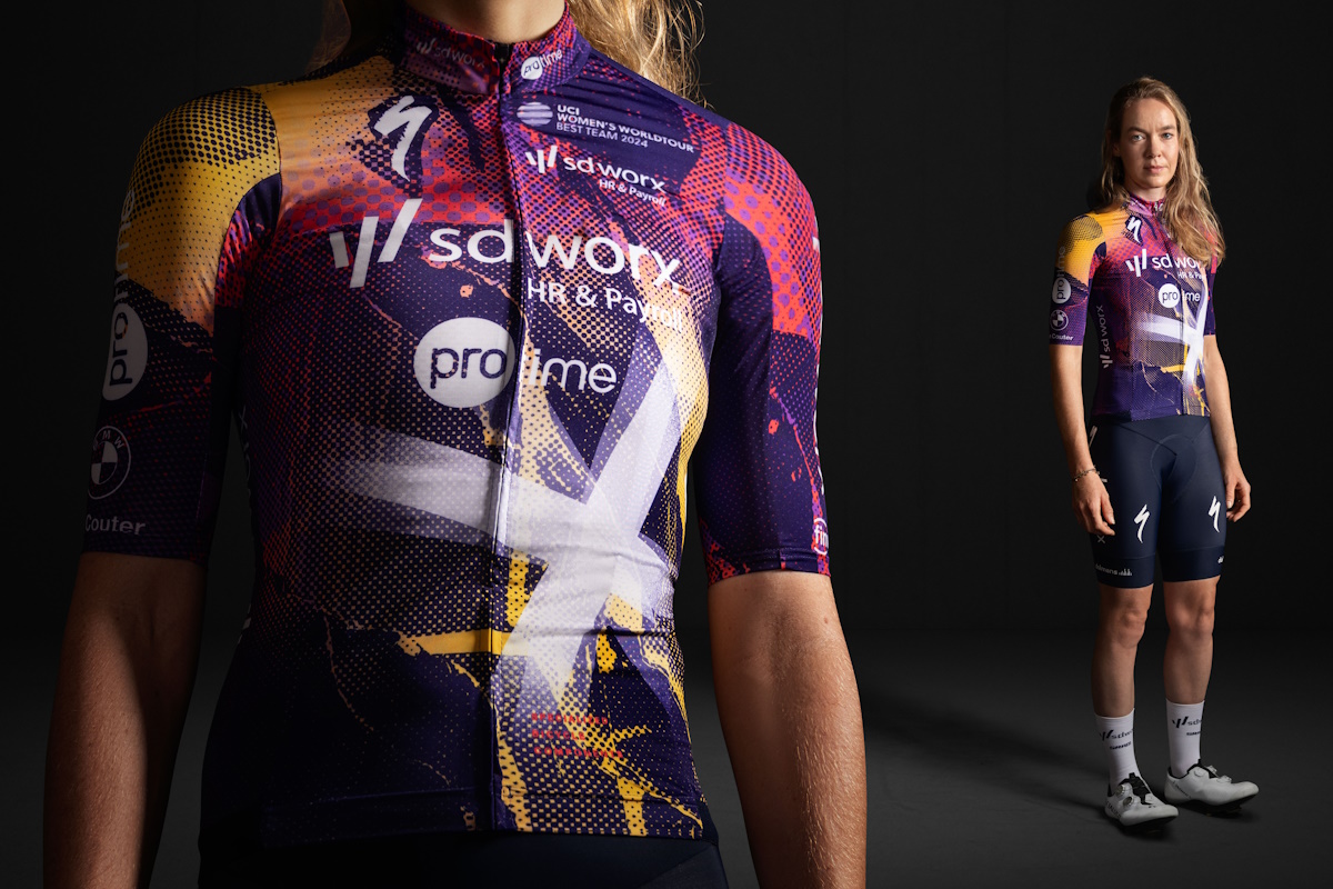 Maillot Specialized Foundation Graphic Mujer 2025 – SD Worx Protime, Transpirable, Edición Limitada y Sostenible - Imagen 13