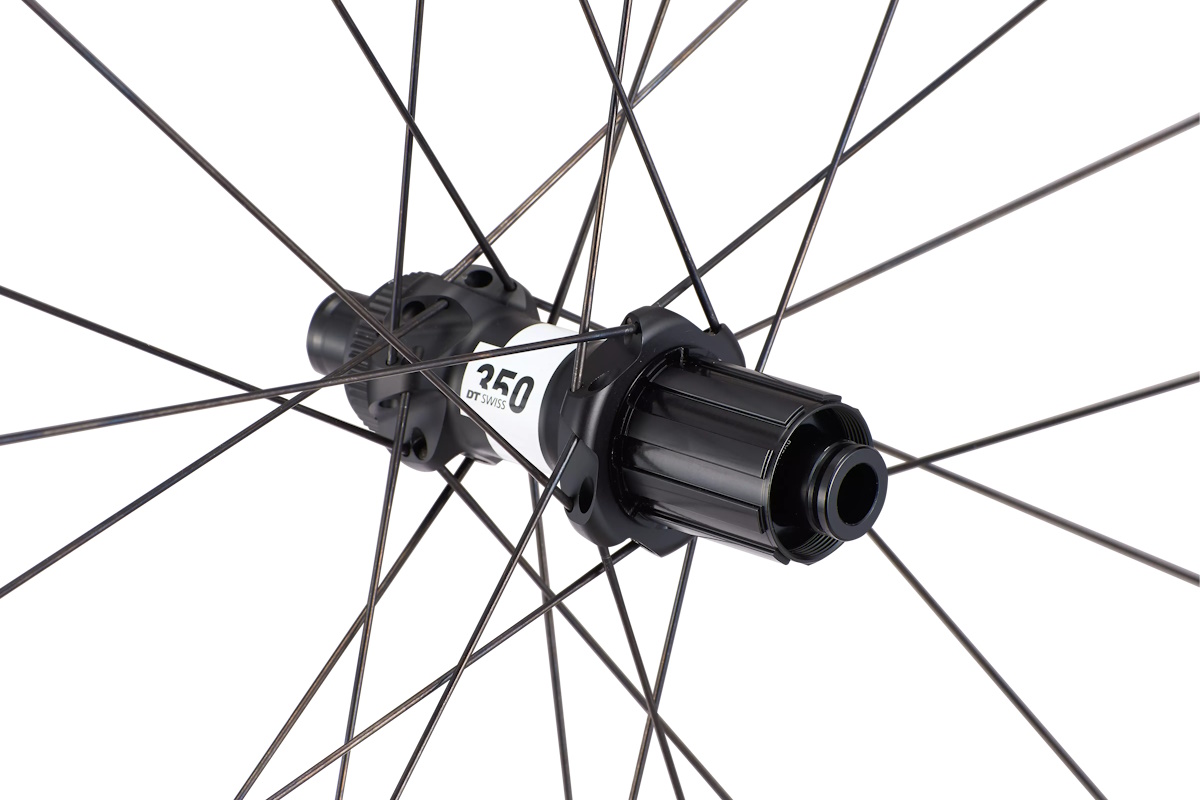 Specialized Roval Terra CL | Rueda de carbono ultraligera para gravel y carretera | Máxima eficiencia y durabilidad - Imagen 5