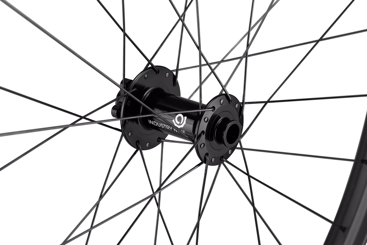 Specialized Roval Traverse HD i9 | Rueda MTB carbono trail | Máxima resistencia y control competitivo - Imagen 6