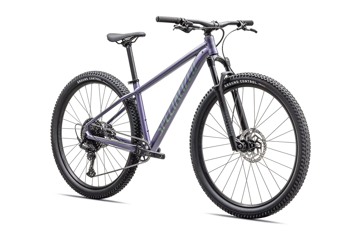 Bicicleta MTB Rockhopper Comp 2026 Specialized 27,5 y 29 aluminio A1 color Satin Mauve Metallic con frenos hidráulicos Shimano y ruedas tubeless ready.