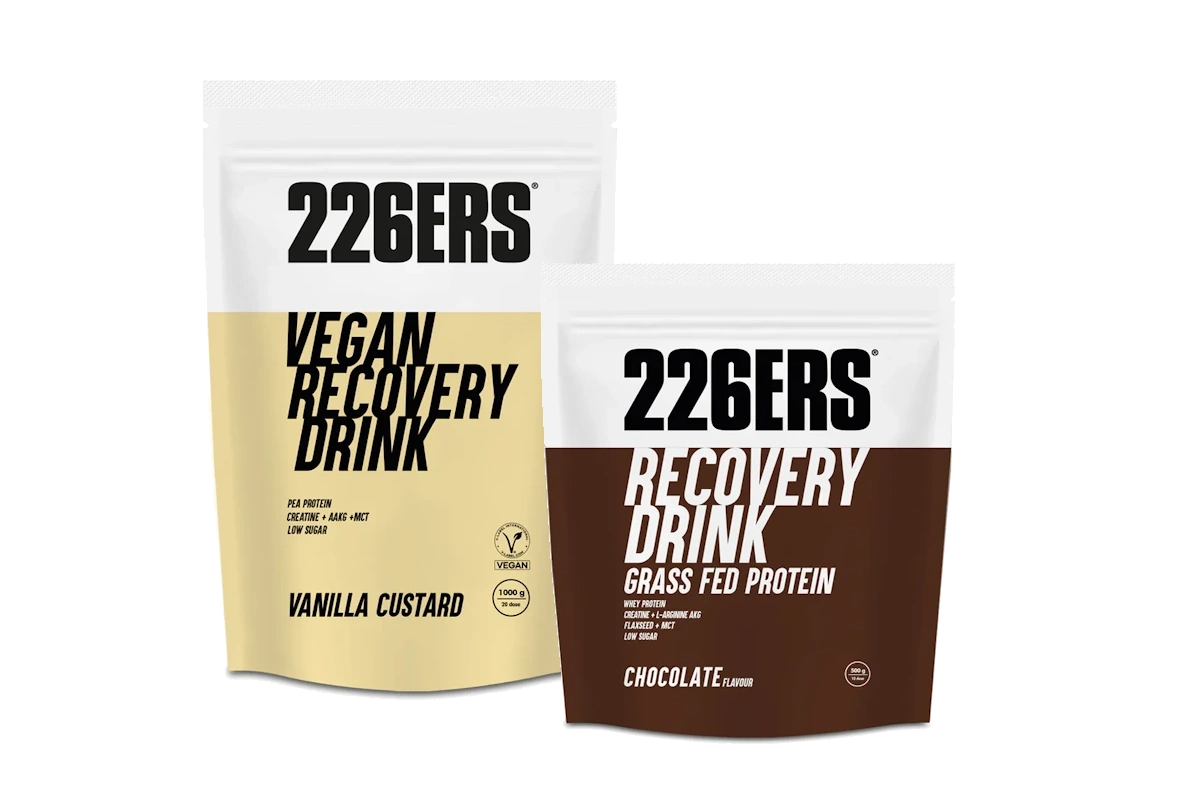 Bolsa de 1kg y 500gr de Vegan Recovery Drink 226ERS disponible en sabor chocolate caramelo y natillas de vainilla