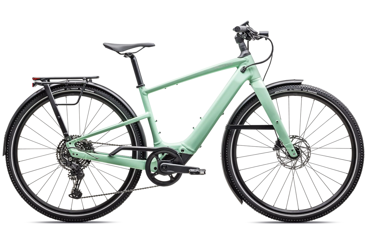 Specialized Vado SL 2 4.0 EQ e-bike urbana equipada con motor Specialized SL 1.2 de 320W, batería integrada 520Wh, Future Shock 3.1, portaequipajes MIK HD y guardabarros Color: Gloss Oasis / Dune White Frost