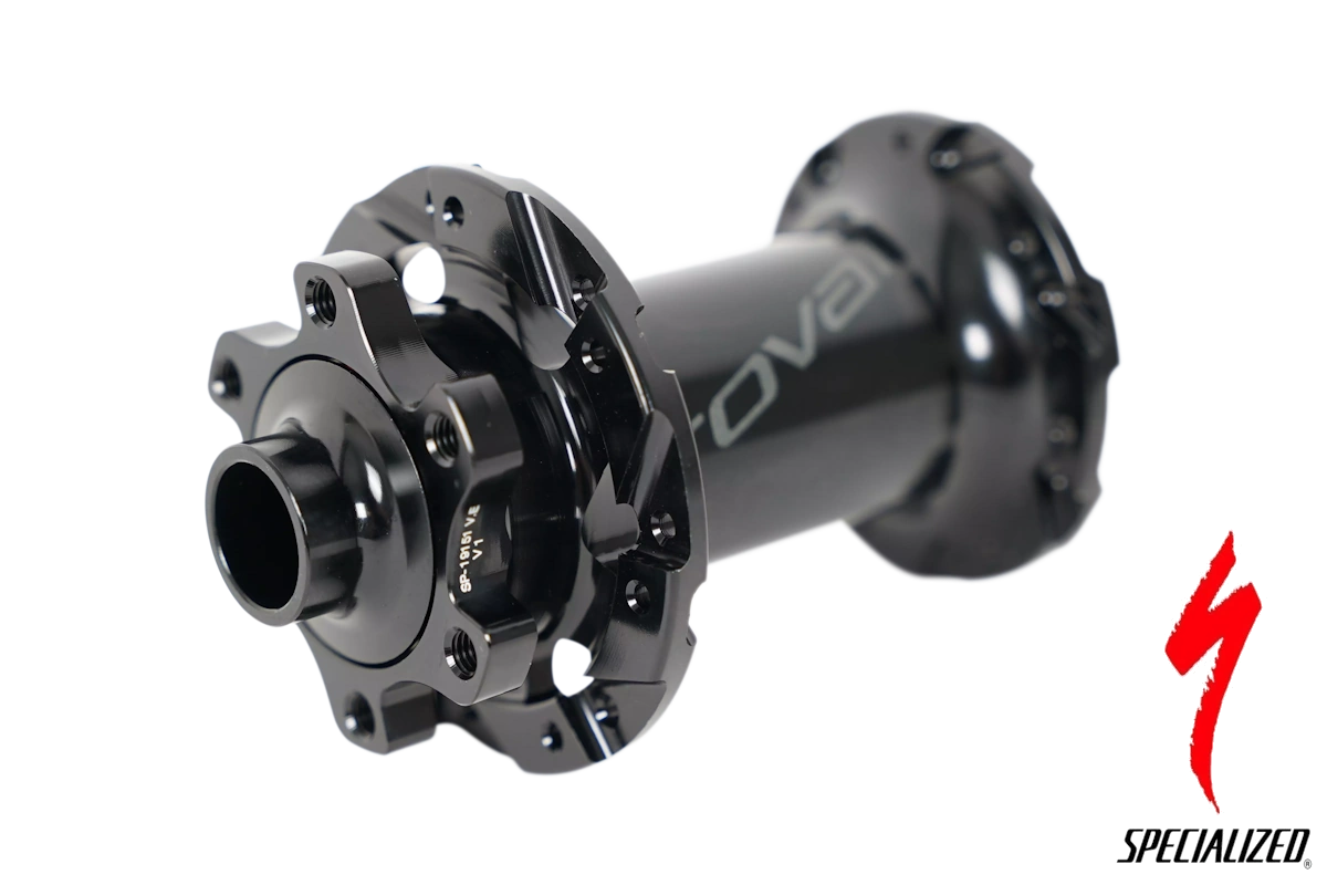 Compra el buje delantero Roval S192800001 para ruedas Traverse MY19. Medida 110x15 mm, 28H J-bend, rotor 6 tornillos y rodamientos sellados de acero.