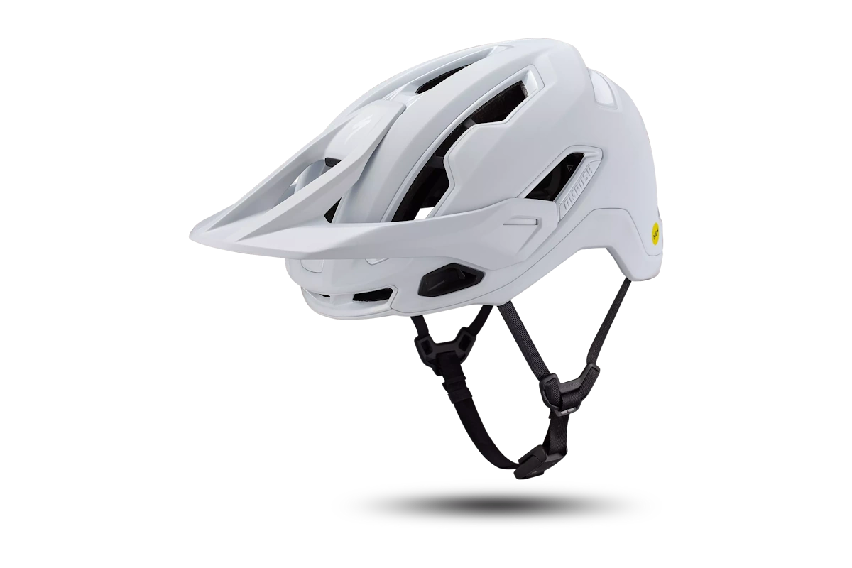 Descubre el casco Specialized Ambush 3: ventilación AirCage + 4D Cooling, protección Mips® Air Node Pro, ajuste BOA® FS1 y 5 estrellas Virginia Tech.