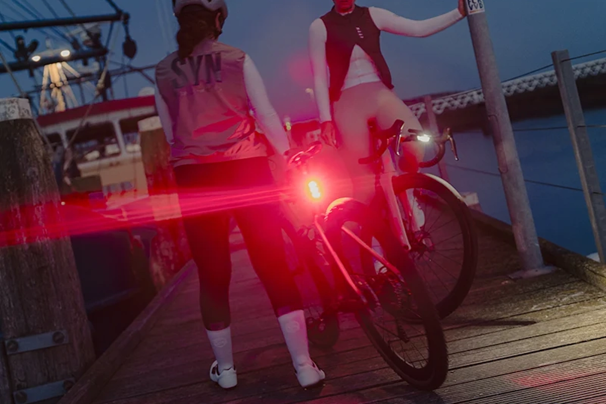 Luz trasera bicicleta Ravemen TR600 600 lúmenes USB-C - Imagen 3